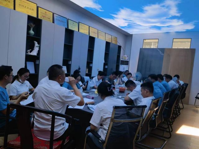 團(tuán)隊(duì)風(fēng)采